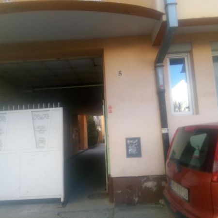 Ivana Center Novi Sad Extérieur photo